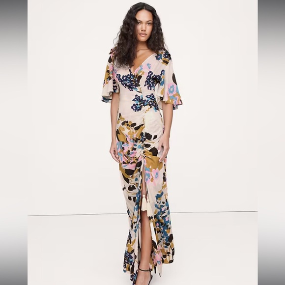 Banana Republic Dresses & Skirts - Banana republic floral wrap dress